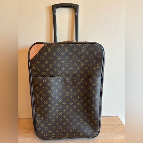Authentic Louis Vuitton pegase 55 monogram suitcase carry on - Picture 1 of 9